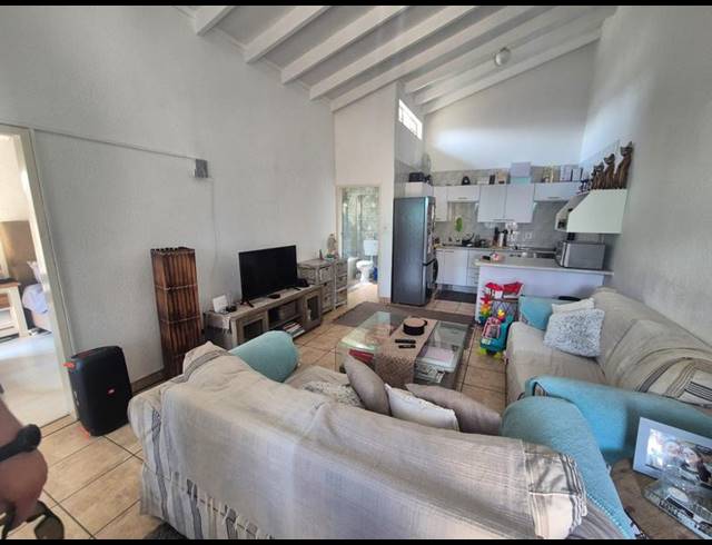 2 BEDROOM TOWNHOUSE FOR SALE IN MEYERSDAL